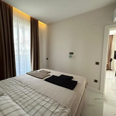 Апартаменты Luxury In The Town *